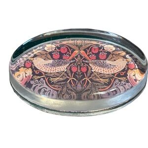 Vintage Past Times Strawberry Thief Paperweight #9710